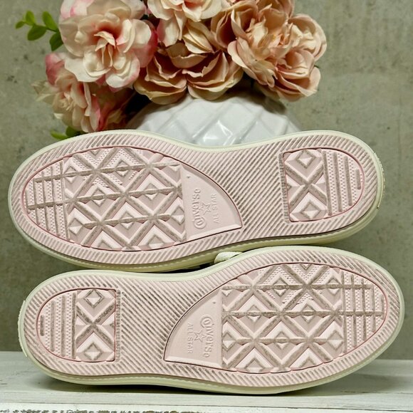 NWOT Converse Chuck Taylor All Star Move Platform Butterfly Wings High Tops - Picture 6 of 7